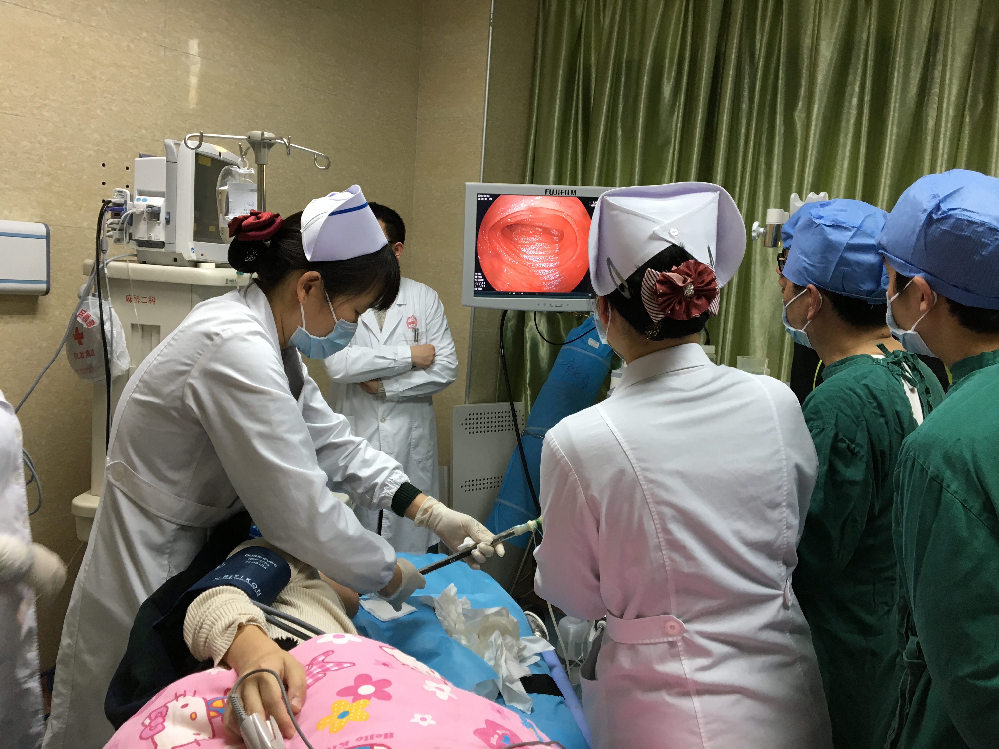 消化内二科成功开展双气囊小肠镜检查