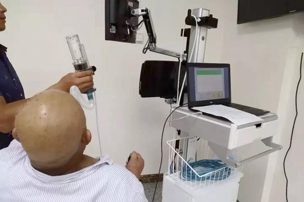 主动呼吸门控放疗技术,让运动的肺"睡着了"